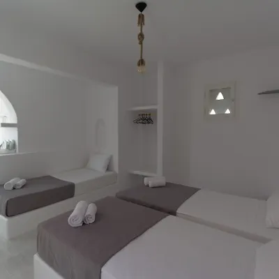 Teoria Paros - Matsas Windmill Hotels near Naousa Boats