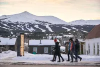 Slopeside  at Base of Peak 8, Sleeps 6! 1 Bedroom Condo by RedAwning Hotel a Copper Mountain