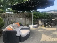 Enviable downtown Wanaka location. Room for  up to 9 guests - 3-Star