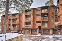 Lovely New Mexico Retreat w/ 4 Private Balconies! - 3-نجوم
