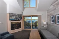 Country House Resort Hotels in Ephraim