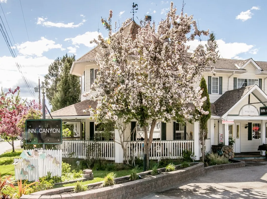Inn On Canyon - Radium Hot Springs