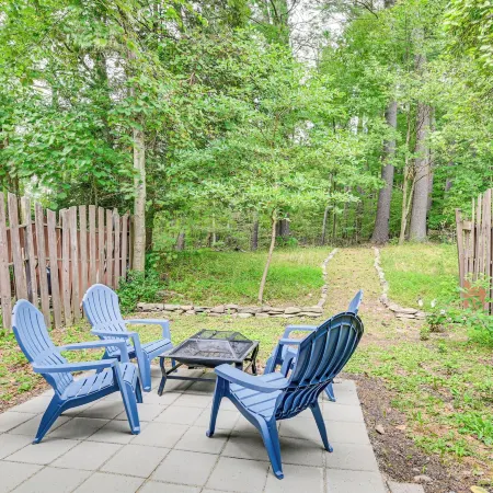 Quiet Catskill Getaway w/ Fire Pit - Near Hiking! Отели в г. Катскилл