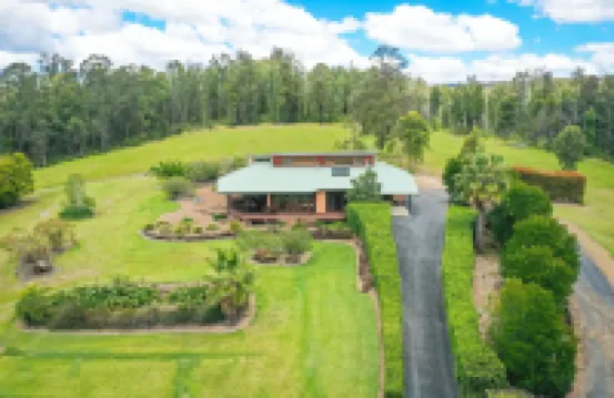 Clarendon Forest Retreat