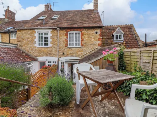 Pendennis Hotels in Sherborne