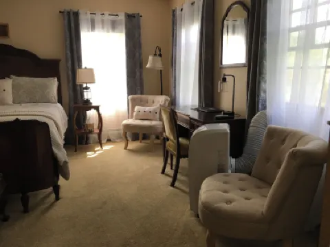 Williston Village Inn فنادق في 