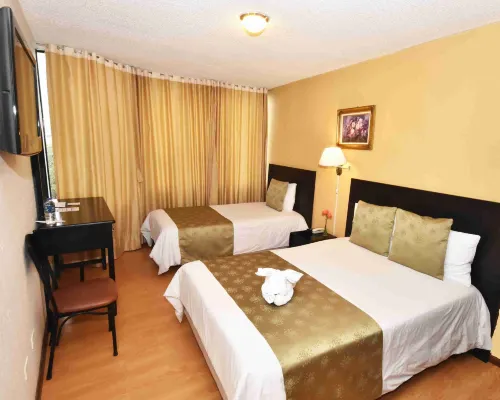 Hotel Montecarlo - Piscina & Desayuno Buffet Incluido Hotels in Ibarra