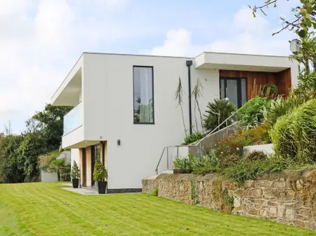 Ancarva Отели в г. Косанд