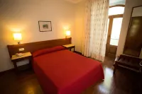Hotel Solaris