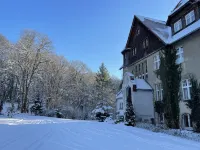 Palac Mysliwski Orle Solutions Hotels in Walcz County