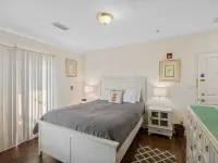 Tavern on the Bay Hotel - Frank Sinatra Suite Hotels in Atlantic County
