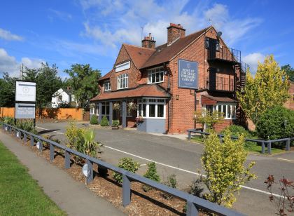 The George Carvery & Hotel