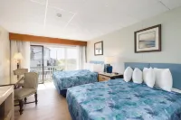 Waves Oceanfront Resort - parking