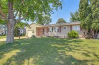 Walk to Park: Waterloo Home w/ Furnished Deck