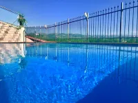 Wellness Suite Na' Canuna' - Pool