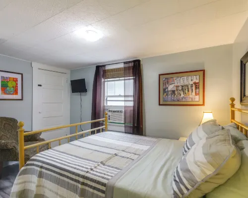 3 Mi to Dtwn: Dog-friendly Retreat in Dayton Hotels in Kettering