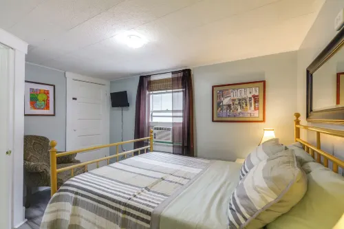 Near Campus & Dtwn! Dog-Friendly Dayton Retreat - Homestays