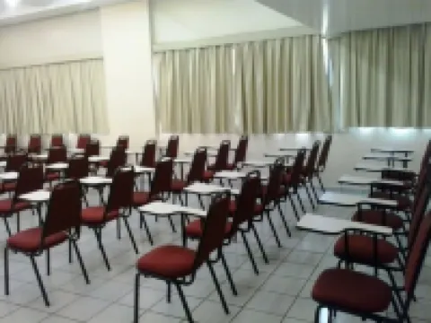 Oft Plaza Oeste Hotel