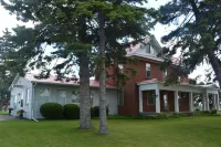Lighthouse Motel Hotels in Walkerton