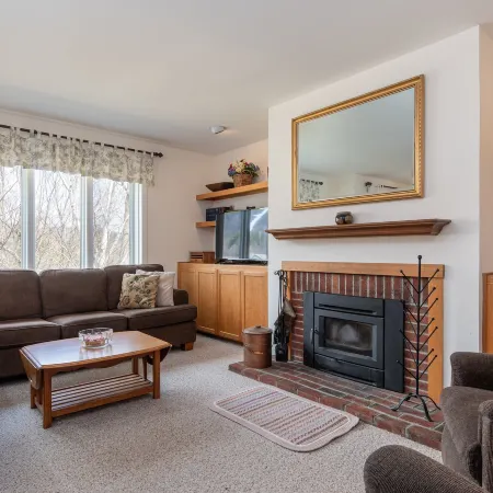 100 Snow Creek 2 Bedroom Condo