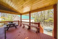 Pet-Friendly Beech Mtn Home, 2 Mi to Skiing/Hiking - 3 estrellas
