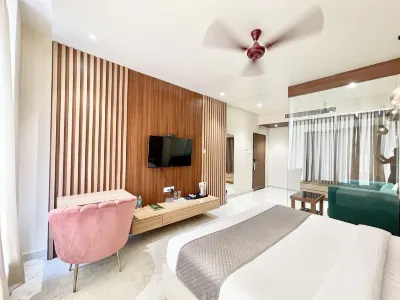 Hotel Vedangam Inn - near Temple Hotels near Digital Marketing company in Varanasi