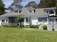 Monarch Cove Inn Hotels in Capitola