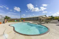 Windcrest Inn and Suites Các khách sạn ở Gillespie County