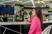 Hotel Caqueta Real Hsc - bar