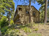 10 Mi to Palisades Tahoe! Condo with Game Room Hotels in Dollar Point