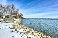 Beaver DAM Lake Retreat w/ Fire Pit & Dock! - Pet friendly