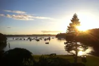 Kerikeri, Bay of Islands - Large Coastal Home in Private Bay with beach access Hotels in Kerikeri
