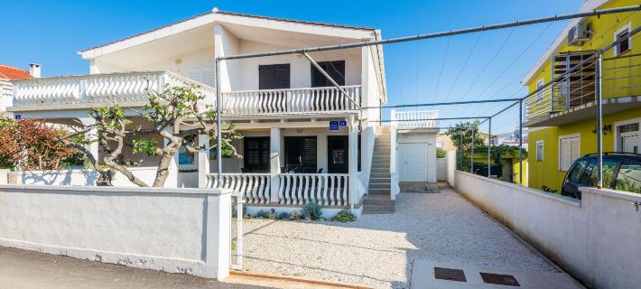 Apartment Poslon Ξενοδοχεία στην πόλη Vir