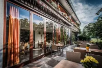 Landhotel Rebstock Hotels in Durbach