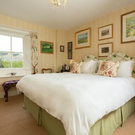 Ingram House Bed & Breakfast