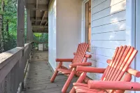 Highlands Home w/ Fireplace, Views, & Trails! - Homestays