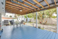 1 Mi to Anna Maria Island Pet-Friendly Retreat