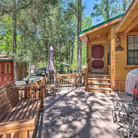 Gateway to Sunrise Resort! Show Low Cabin w/ Deck
