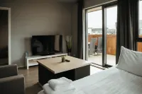 Vík Apartments - 3 ดาว