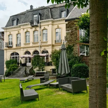 La Villa des Fleurs Hotels near Thermes de Spa