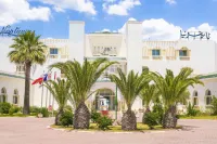 Hotel Neptunia Skanes Hotels near منتزه فالاز المنستير