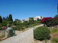 House / Villa - Collinas Verdes / Besafrim / LagosHouse with garden