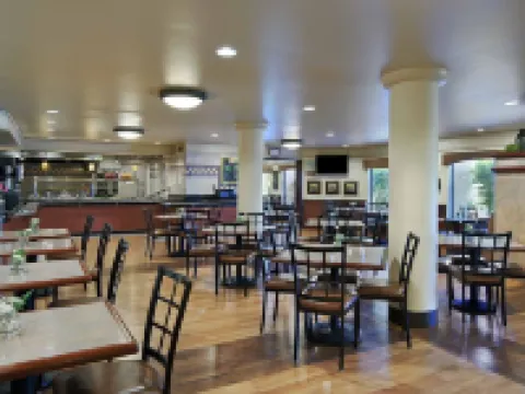 Oxford Suites Yakima Hotels in Yakima