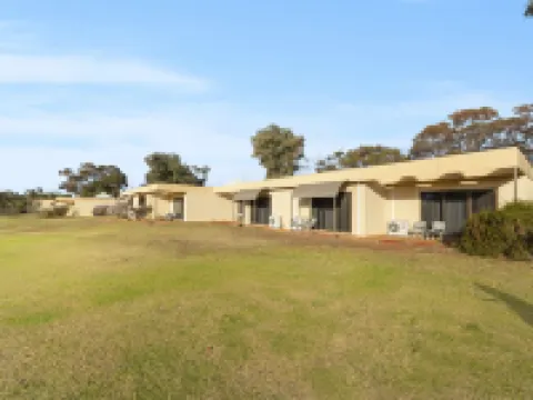 Comfort Inn & Suites Riverland Hotels in Barmera