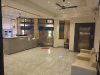 Hotel Arihant Plaza Hotels in Навсари
