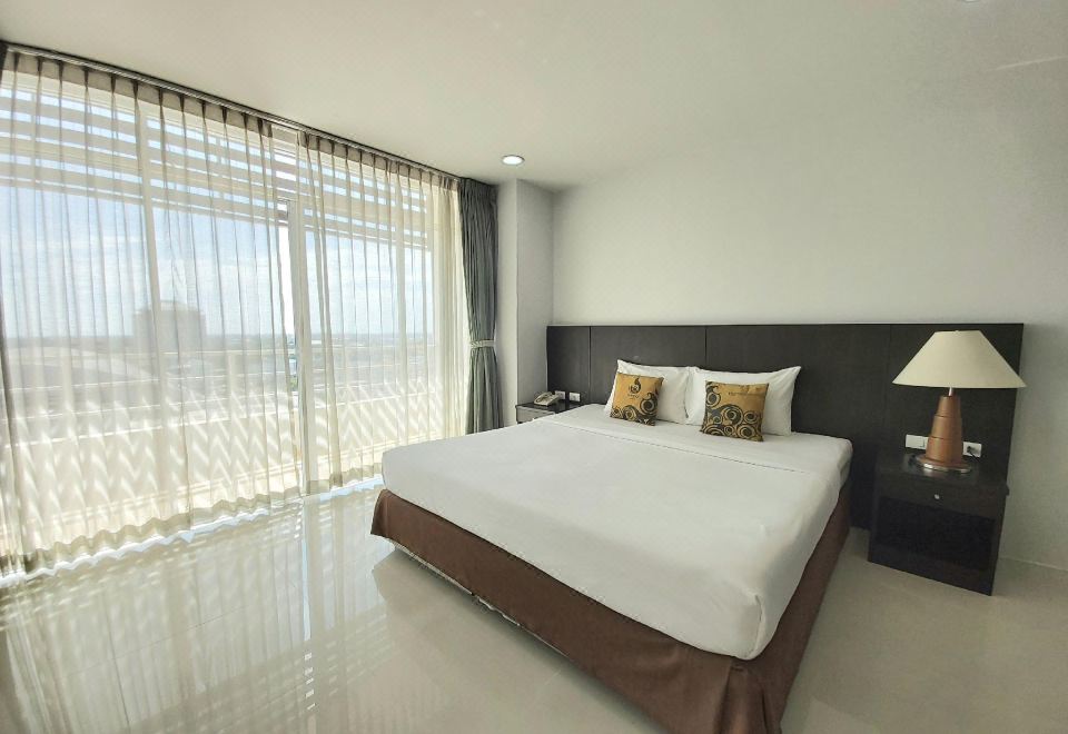 4. 앰포 레지던스..