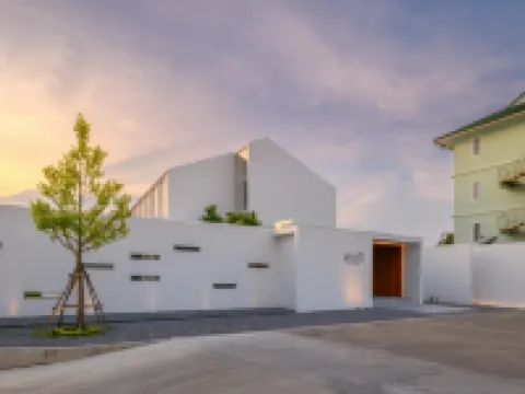 วิน เพชรบุรี WIIN Phetchaburi Hotel โรงแรมในอำเภอเมืองเพชรบุรี