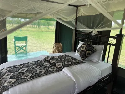 ZUHUMATH TENTED CAMPS SERENGETI Hotels in 