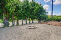 Olympic Peninsula Vacation Rental 1 Mi to Water