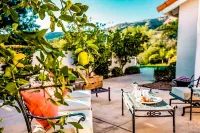 Grapevine by AvantStay Secluded 5Br Villa 4 Acres of Vineyards Avo Groves Hotels near Old Town Antique Faire